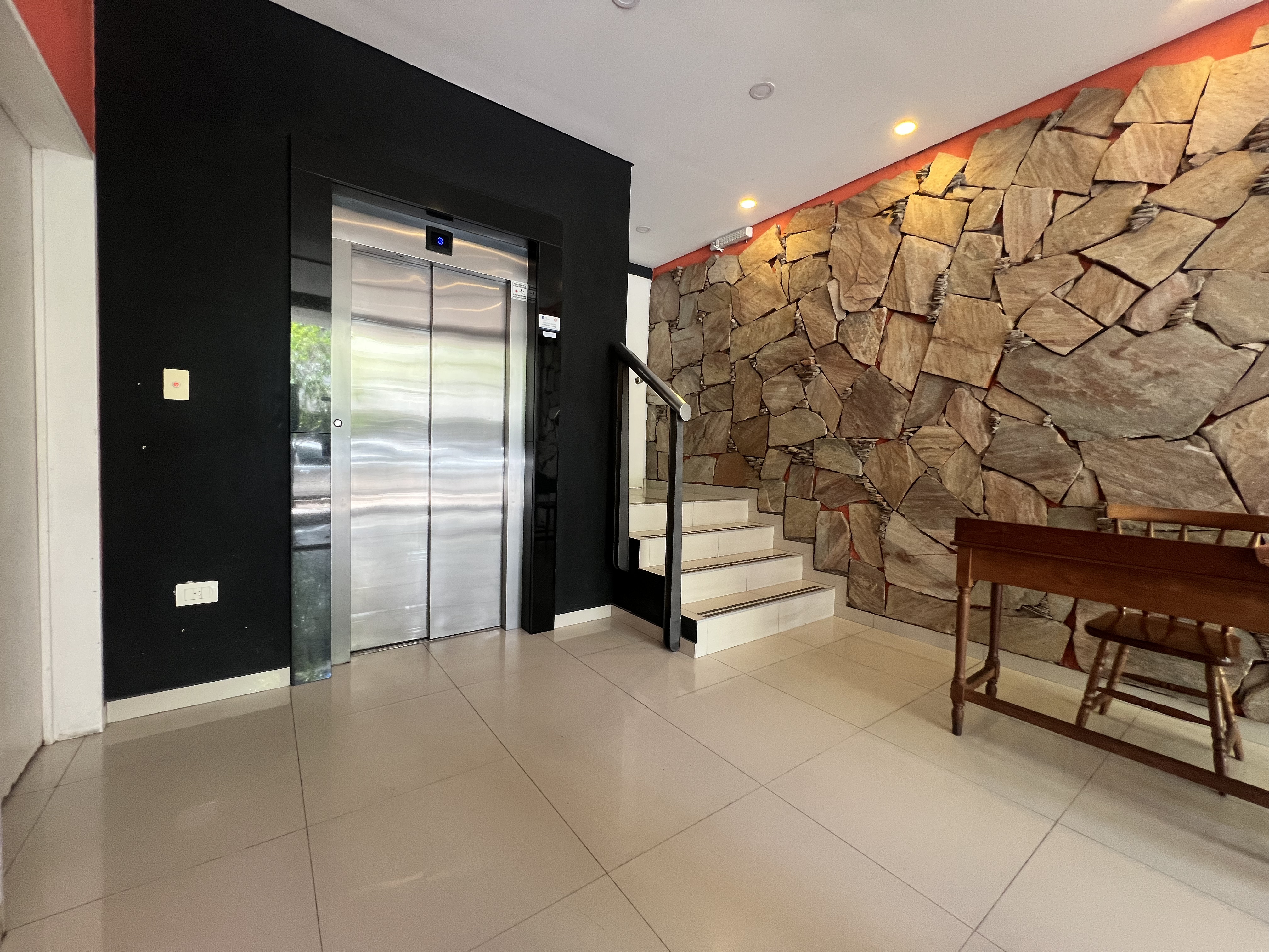 Colegiales - Cespedes 2646 9