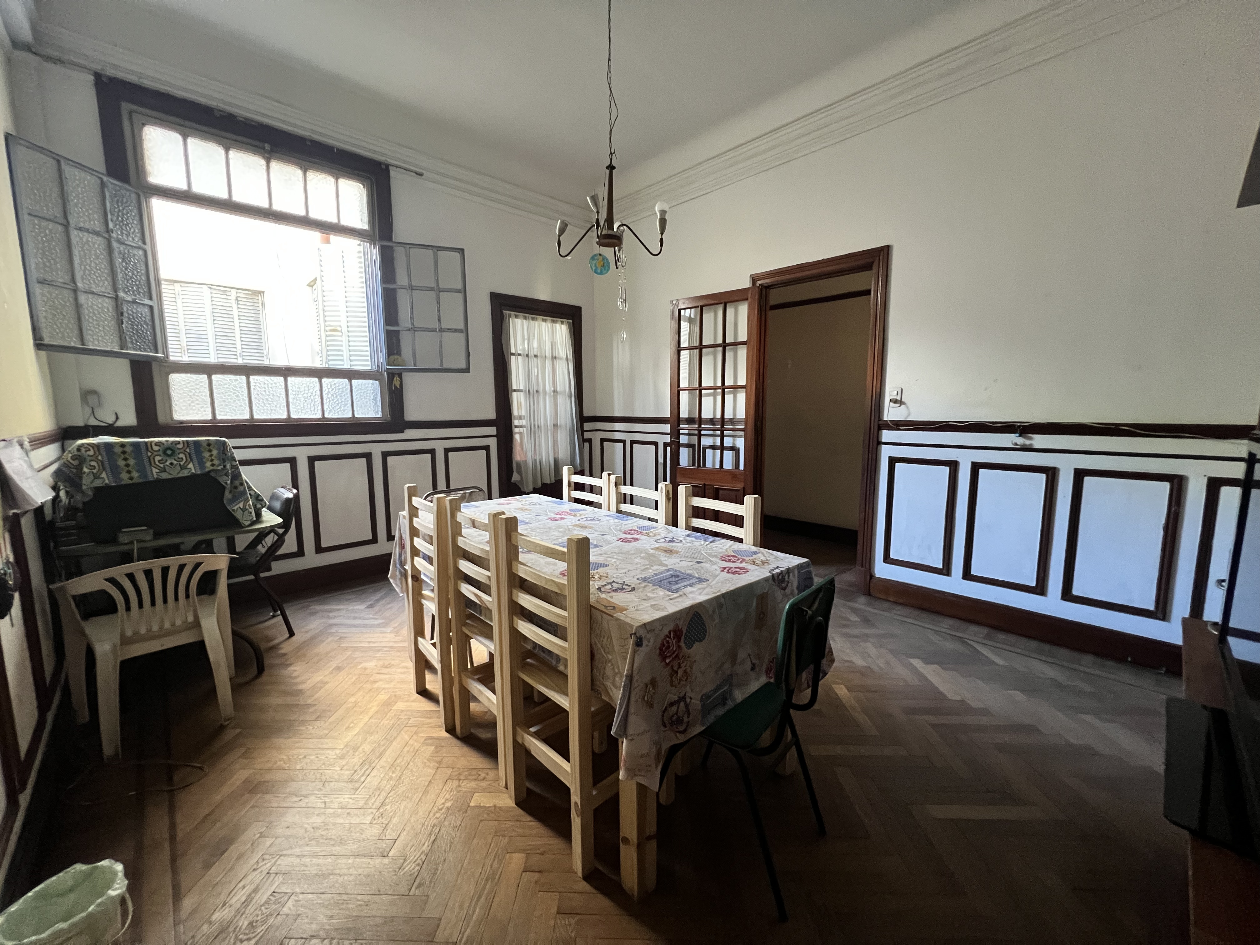 Floresta - Av. Juan Bautista Alberdi 4115