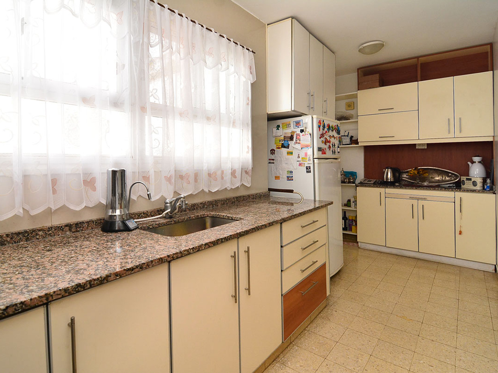 Recoleta French 2276